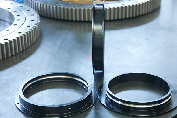 回轉(zhuǎn)支承廠家積極拓展海外市場，出口額再創(chuàng)新高