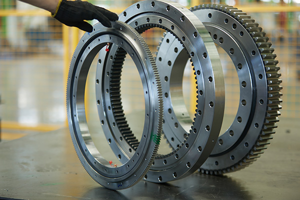 回轉(zhuǎn)支承的潤(rùn)滑保養(yǎng)步驟是什么？